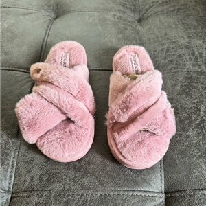 Juicy Couture Slippers Jovie/Mauve Women’s Slippers Size Small (5/6)